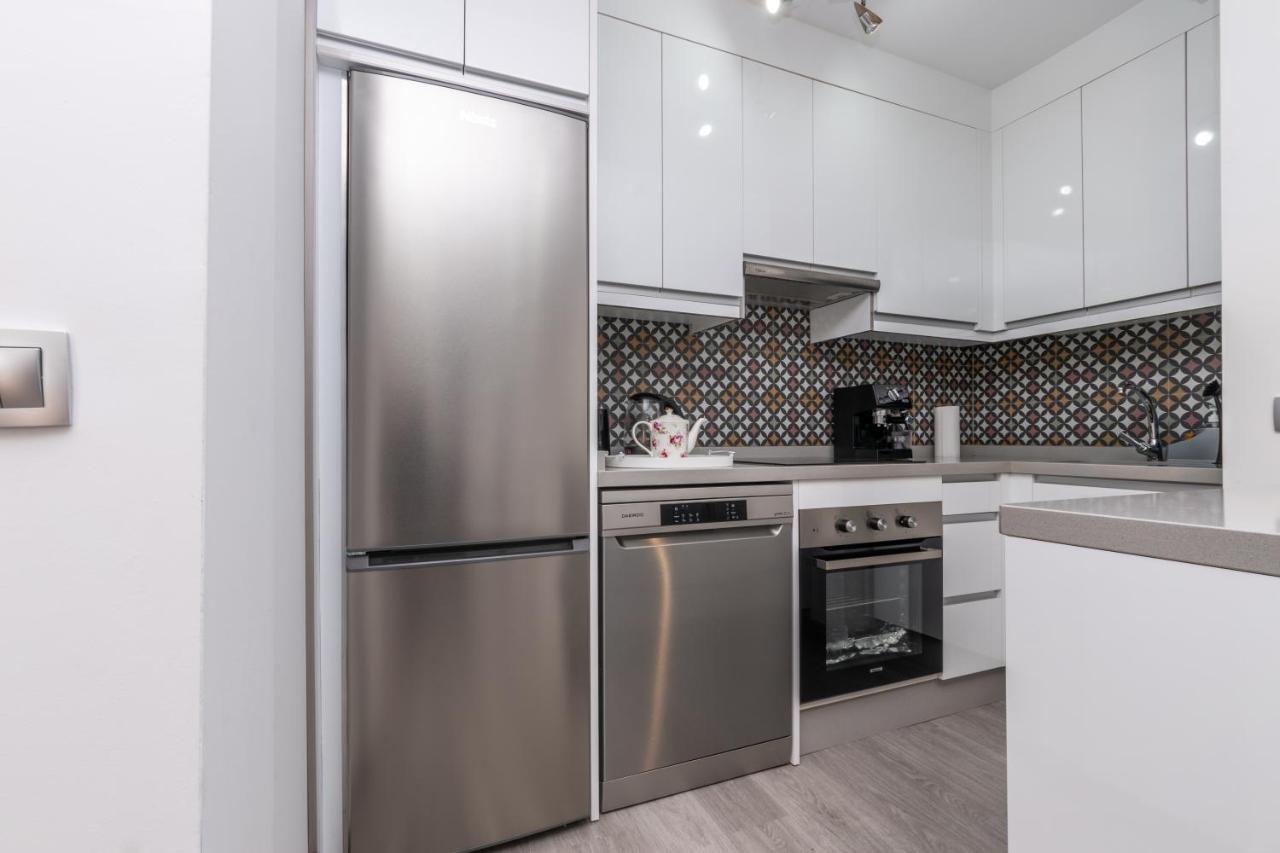 New Modern 3Br With Terrace In Fuengirola Centre Apartment Luaran gambar