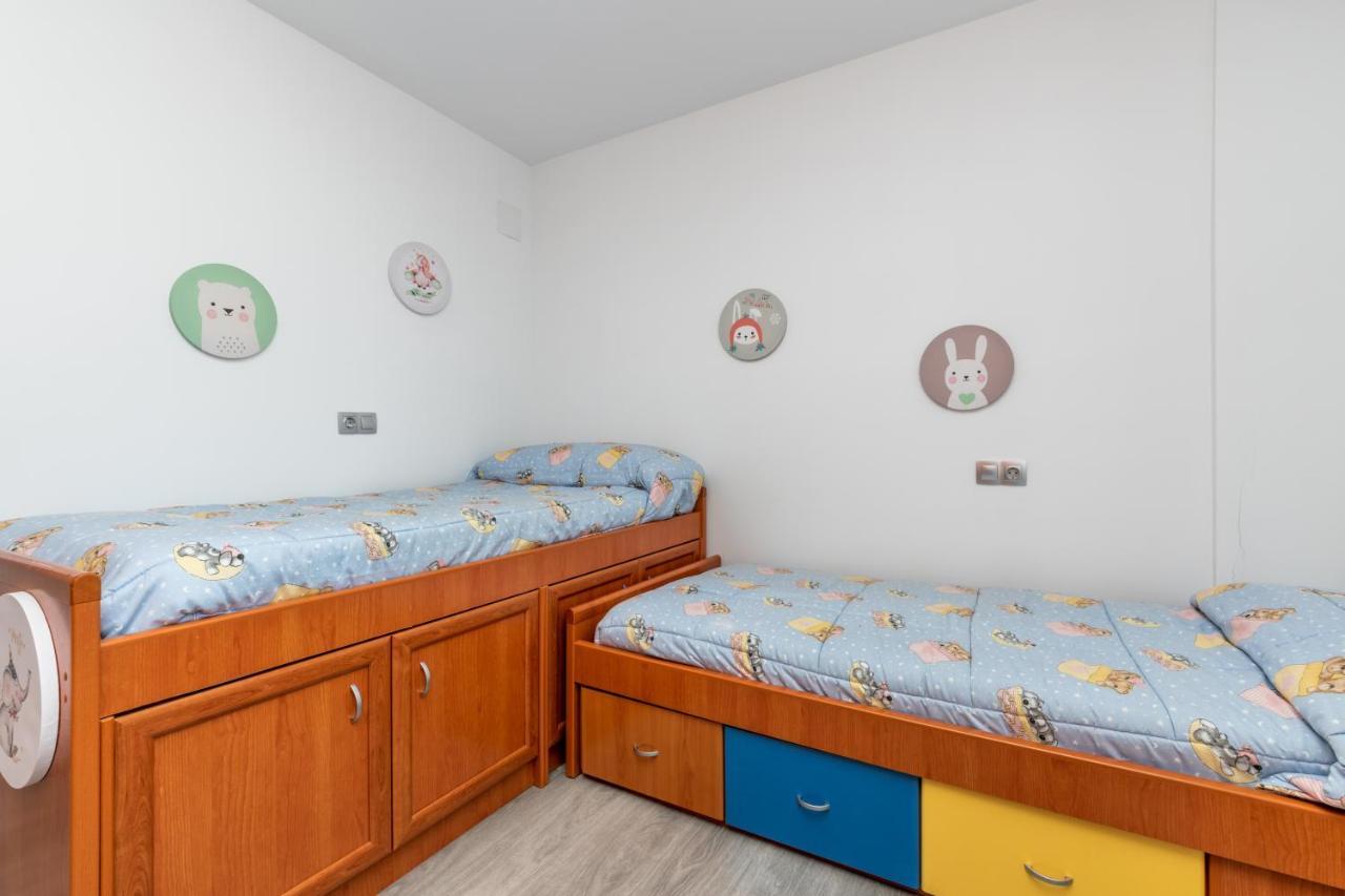 New Modern 3Br With Terrace In Fuengirola Centre Apartment Luaran gambar